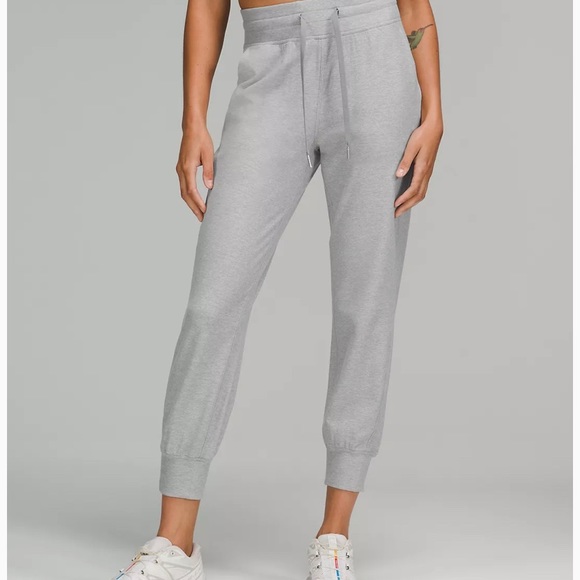 Lululemon Ready to Rulu  Jogger 7/8 Length - Picture 1 of 4